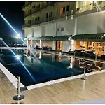 Dlf Stay Inn