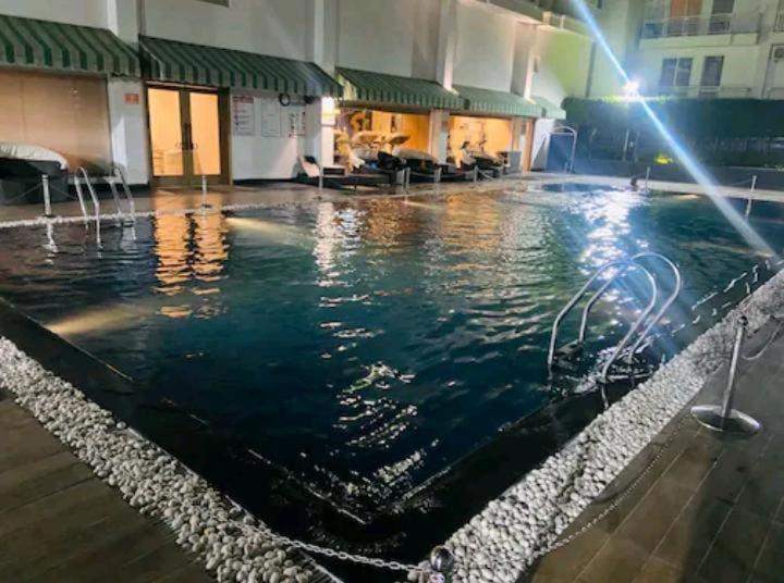 Hotel Dlf Lucknow